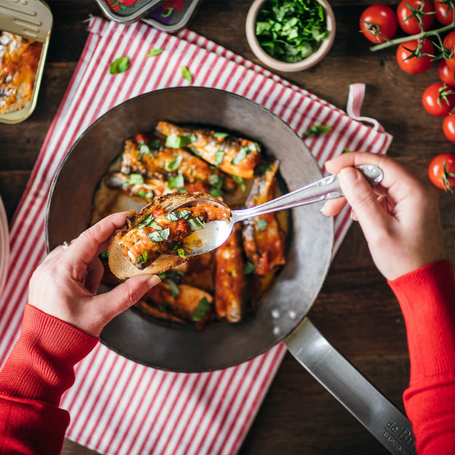 Tomato & Pistou Sardines - To be served hot