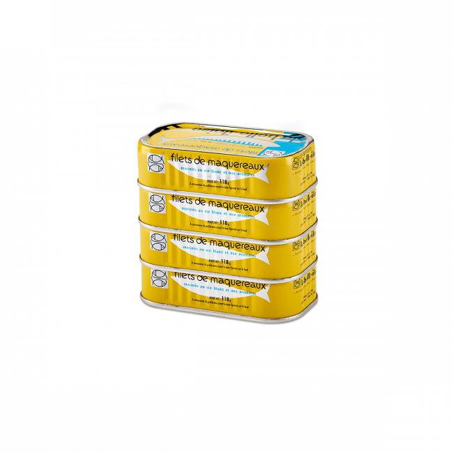 Mackerel fillets marinated in white wine and aromatic flavourings Mackerel fillets marinated in white wine and aromatic flavourings