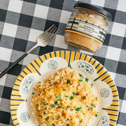 Kleines Gericht - zerquetschte Kartoffeln mit Thunfisch