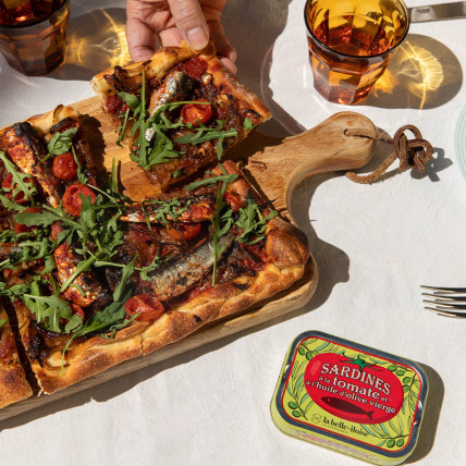 Sardines with olive oil and tomato