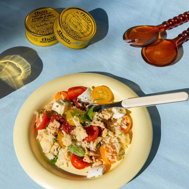 Weißer Thunfisch-Germon mit Olivenöl