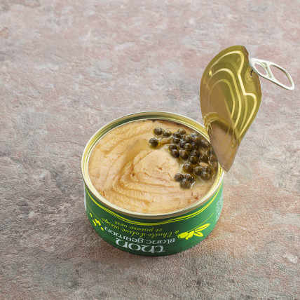 Albacore (Germon) tuna with olive oil and green peppercorns