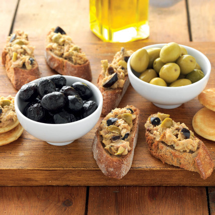 Sardinade with two olives